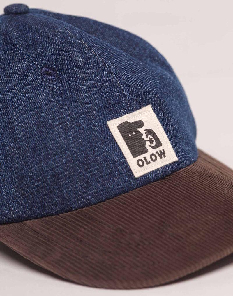 OLOW Stanton Six Panel Cap Blau Braun – Frontetikett und Cordschirm im Detail